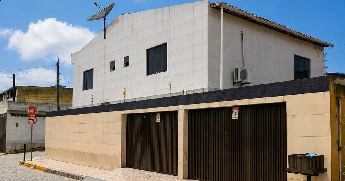 Casa de esquina 1º andar com 4 quartos à venda na Vila Kennedy – Caruaru/PE